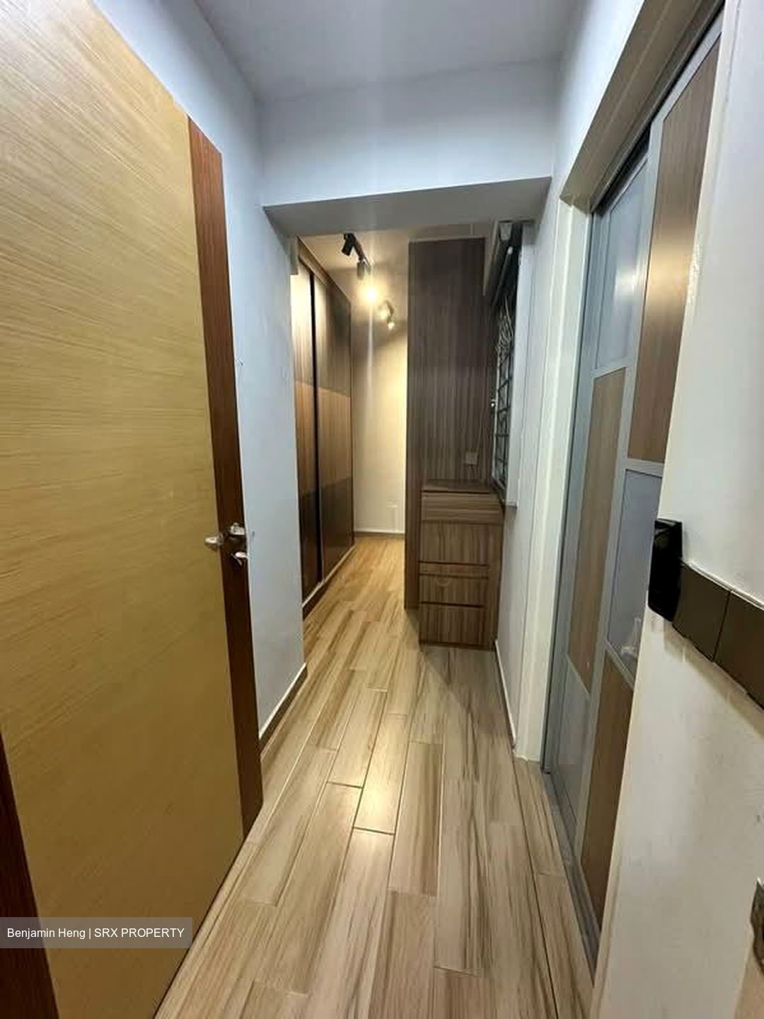 Blk 428A Floral Spring @ Yishun (Yishun), HDB 5 Rooms #558905041